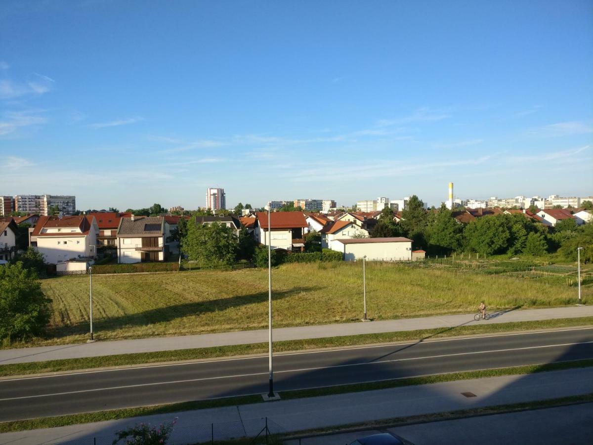 Apartman Luna Near Zagreb Airport 벨리카 고리차 외부 사진